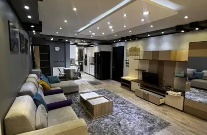 Apartment - 2 Bedrooms - 1 Bathroom for rent in El Rehab Extension - Al Rehab - New Cairo City - Cairo