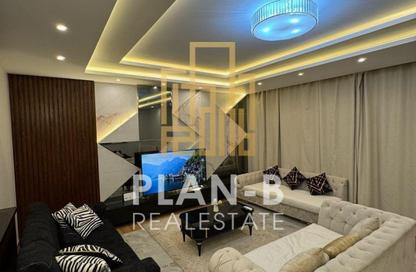شقة - 3 غرف نوم - 2 حمامات للبيع في ذا كورت ياردز - كمبوندات الشيخ زايد - الشيخ زايد - الجيزة