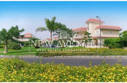 فيلا - 3 غرف نوم - 3 حمامات للبيع في ماي فير ريزدنس - كمبوندات الشروق - مدينة الشروق - القاهرة