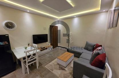 شقة - غرفة نوم - 1 حمام للايجار في شارع الجزيرة - المستثمرين الجنوبية - مدينة القاهرة الجديدة - القاهرة