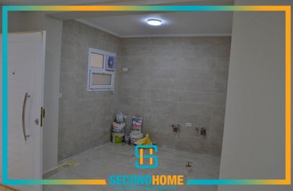 Apartment - 2 Bedrooms - 1 Bathroom for sale in El Kawther District - Hurghada - Red Sea