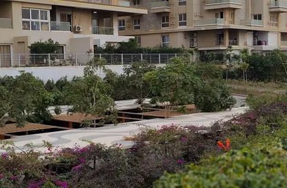 Apartment - 2 Bedrooms - 2 Bathrooms for sale in Mountain View iCity - 5th Settlement Compounds - The 5th Settlement - New Cairo City - Cairo