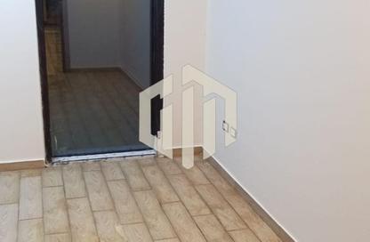 Office Space - Studio - 1 Bathroom for rent in Hyde Park Business District Mall - South Teseen St. - The 5th Settlement - New Cairo City - Cairo