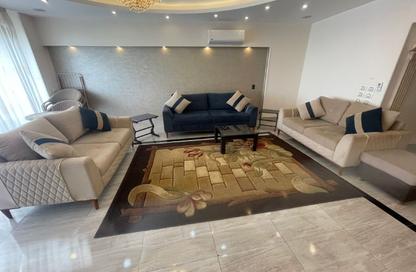 Apartment - 2 - 2 for rent in Cornish El Nile St. - Maadi - Hay El Maadi - Cairo