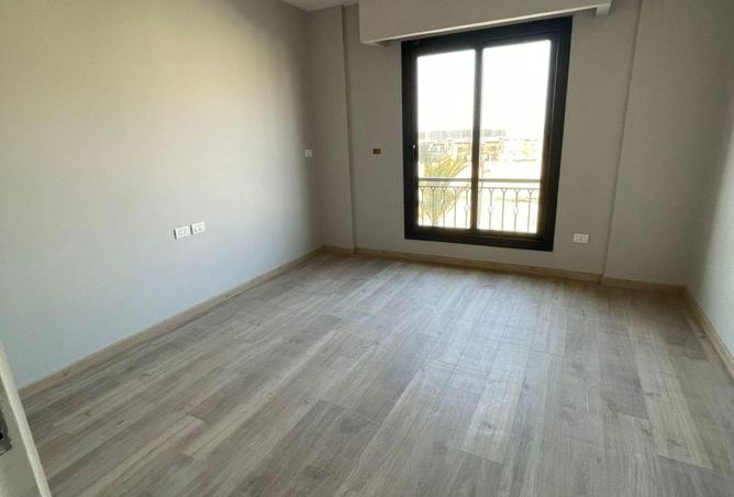 53727980 - صورة العقار 3