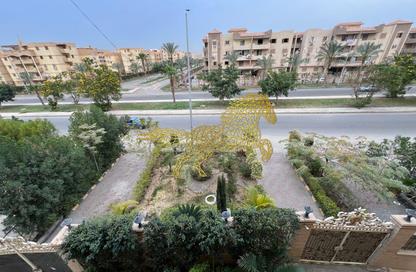 شقة - 3 غرف نوم - 2 حمامات للايجار في شارع الجزيرة - المستثمرين الجنوبية - مدينة القاهرة الجديدة - القاهرة