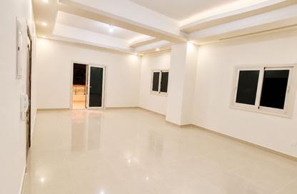 Apartment - 3 Bedrooms - 2 Bathrooms for rent in Al Shaimaa St. - Area F - Ganoob El Acadimia - New Cairo City - Cairo