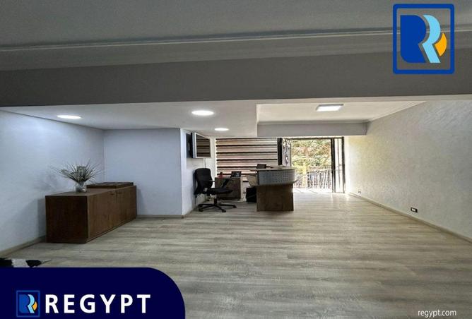 58245738 - Property Image 2