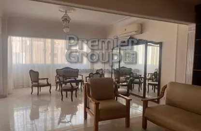 فيلا - 4 غرف نوم - 4 حمامات للايجار في شارع اسماعيل محمد - الزمالك - القاهرة