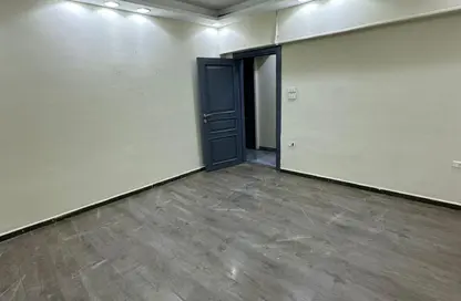 مساحات مكتبية - 3 غرف نوم - 2 حمامات للايجار في شارع عز الدين طه - المنطقة الأولى - مدينة نصر - القاهرة