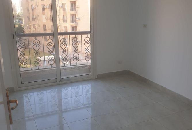 8652923 - Property Image 2