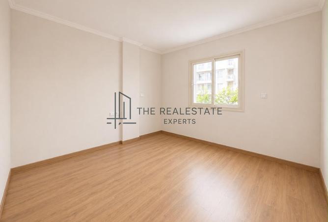 100646388 - Property Image 2