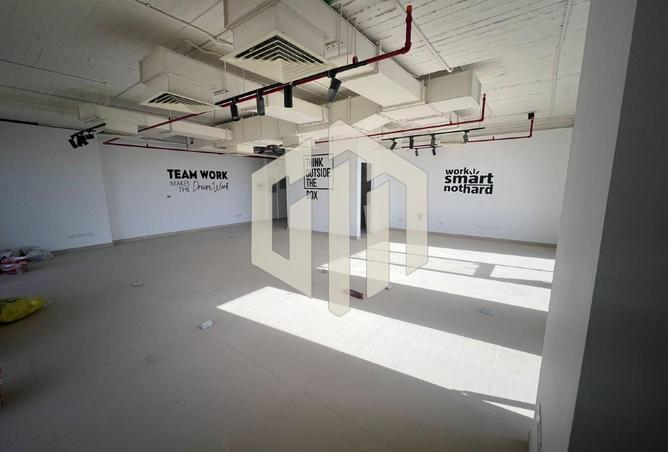 57740008 - Property Image 3