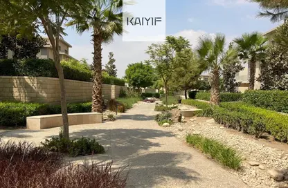 Apartment - 3 Bedrooms - 3 Bathrooms for sale in Swan Lake Residence - 5th Settlement Compounds - The 5th Settlement - New Cairo City - Cairo