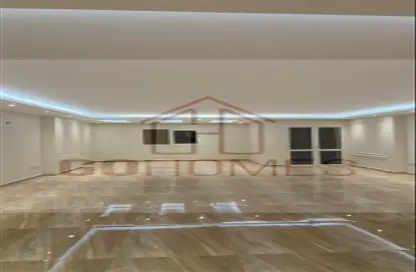 Apartment - 4 Bedrooms - 2 Bathrooms for sale in Zahraa El Maadi - Hay El Maadi - Cairo