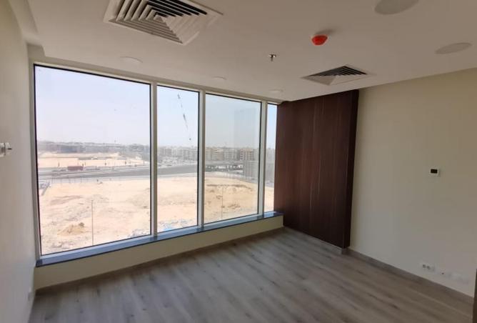 56751561 - صورة العقار 2