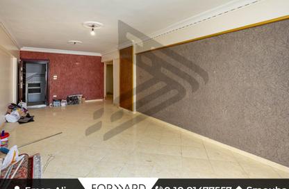 Apartment - 3 Bedrooms - 2 Bathrooms for sale in Smouha - Hay Sharq - Alexandria
