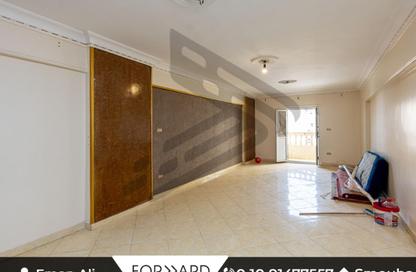 Apartment - 3 Bedrooms - 2 Bathrooms for sale in Smouha - Hay Sharq - Alexandria