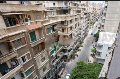 Apartment - 2 Bedrooms - 1 Bathroom for sale in Camp Chezar - Hay Wasat - Alexandria