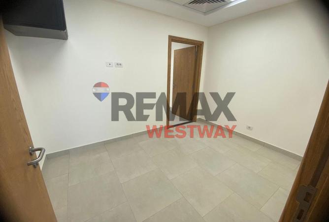 84244745 - صورة العقار 2