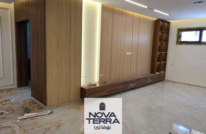 Apartment - 4 Bedrooms - 3 Bathrooms for sale in West Somid Road - West Somid - 6 October City - Giza