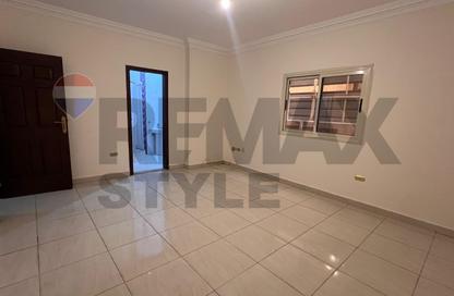 Duplex - 4 Bedrooms - 4 Bathrooms for sale in El Yasmeen 8 - El Yasmeen - New Cairo City - Cairo