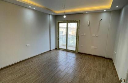Apartment - 3 Bedrooms - 2 Bathrooms for sale in Mountain View iCity - 5th Settlement Compounds - The 5th Settlement - New Cairo City - Cairo