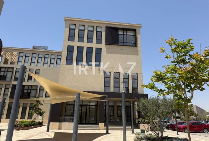 98005211 - Property Main Image