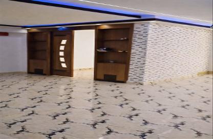 شقة - 3 غرف نوم - 2 حمامات للبيع في شارع شهاب - المهندسين - الجيزة