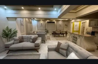 Apartment - 2 Bedrooms - 1 Bathroom for rent in Ahmed Bin Hanbal St. - Rehab City First Phase - Al Rehab - New Cairo City - Cairo