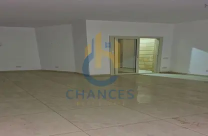 Apartment - 4 Bedrooms - 3 Bathrooms for sale in Doctor Ali Mosharafa St. - Al Narges 6 - Al Narges - New Cairo City - Cairo