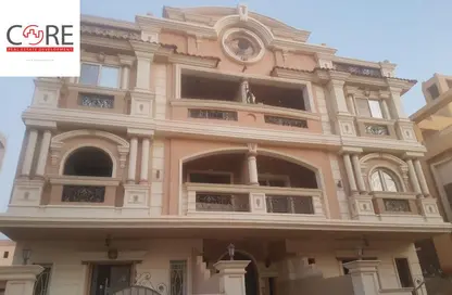 شقة - 3 غرف نوم - 2 حمامات للبيع في الحي الثامن - الشيخ زايد - الجيزة