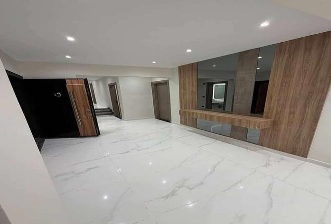 106016022 - Property Image 2