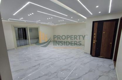 شقة - 3 - 4 للبيع في شارع شهاب - المهندسين - الجيزة شقة - 3 - 4 للبيع في شارع شهاب - المهندسين - الجيزة