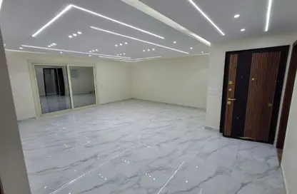 Apartment - 3 Bedrooms - 4 Bathrooms for sale in Shehab St. - Mohandessin - Giza