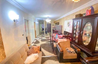 Apartment - 3 Bedrooms - 1 Bathroom for sale in Sporting - Hay Sharq - Alexandria