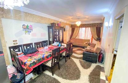 Apartment - 3 Bedrooms - 1 Bathroom for sale in Sporting - Hay Sharq - Alexandria