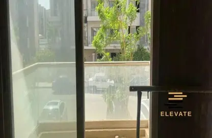 Apartment - 3 Bedrooms - 2 Bathrooms for sale in Galleria Moon Valley - South Investors Area - New Cairo City - Cairo