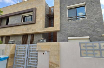 Villa - 5 Bedrooms - 4 Bathrooms for sale in Taj City - 5th Settlement Compounds - The 5th Settlement - New Cairo City - Cairo