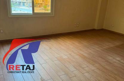 Apartment - 3 Bedrooms - 2 Bathrooms for rent in Mohamed Naguib Axis - Abou El Houl - New Cairo City - Cairo