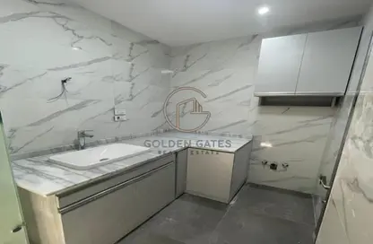 Apartment - 3 Bedrooms - 3 Bathrooms for rent in Garden Residence - Hyde Park - New Cairo City - Cairo