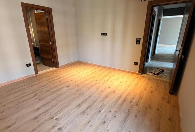 74317039 - Property Image 2