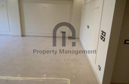 Apartment - 3 Bedrooms - 3 Bathrooms for rent in Stone Residence - 5th Settlement Compounds - The 5th Settlement - New Cairo City - Cairo