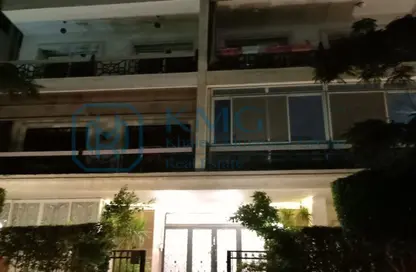 Apartment - 2 Bedrooms - 2 Bathrooms for sale in El Narges Buildings - Al Narges - New Cairo City - Cairo