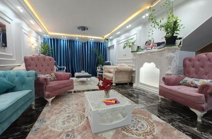 Apartment - 3 - 3 for sale in Crystal Plaza - Zahraa El Maadi - Hay El Maadi - Cairo