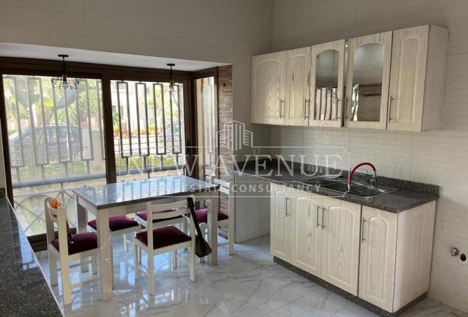98004928 - Property Image 3