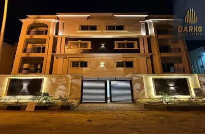 شقة - 3 غرف نوم - 3 حمامات للبيع في شارع مكة المكرمة - غرب سوميد - مدينة 6 أكتوبر - الجيزة