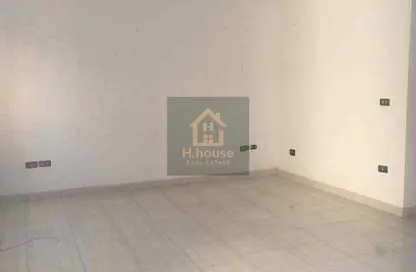 شقة - 2 غرف نوم - 1 حمام للايجار في B6 - مدينتي - القاهرة