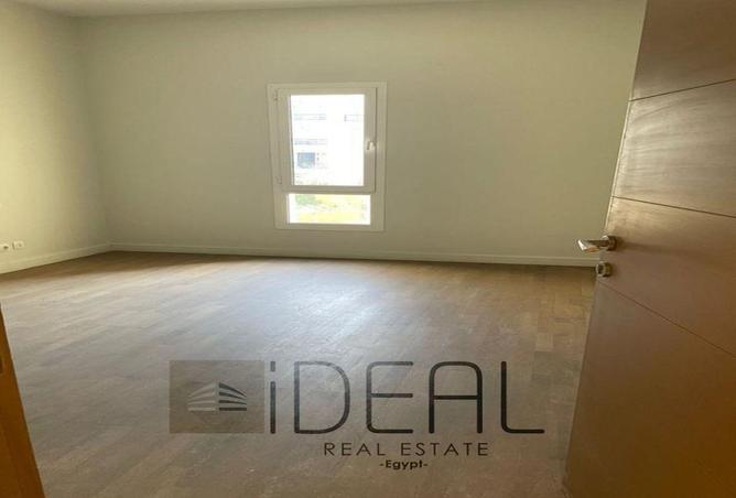 2Olo8pchRC4 - Property Image 3