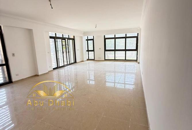 98553999 - Property Image 2